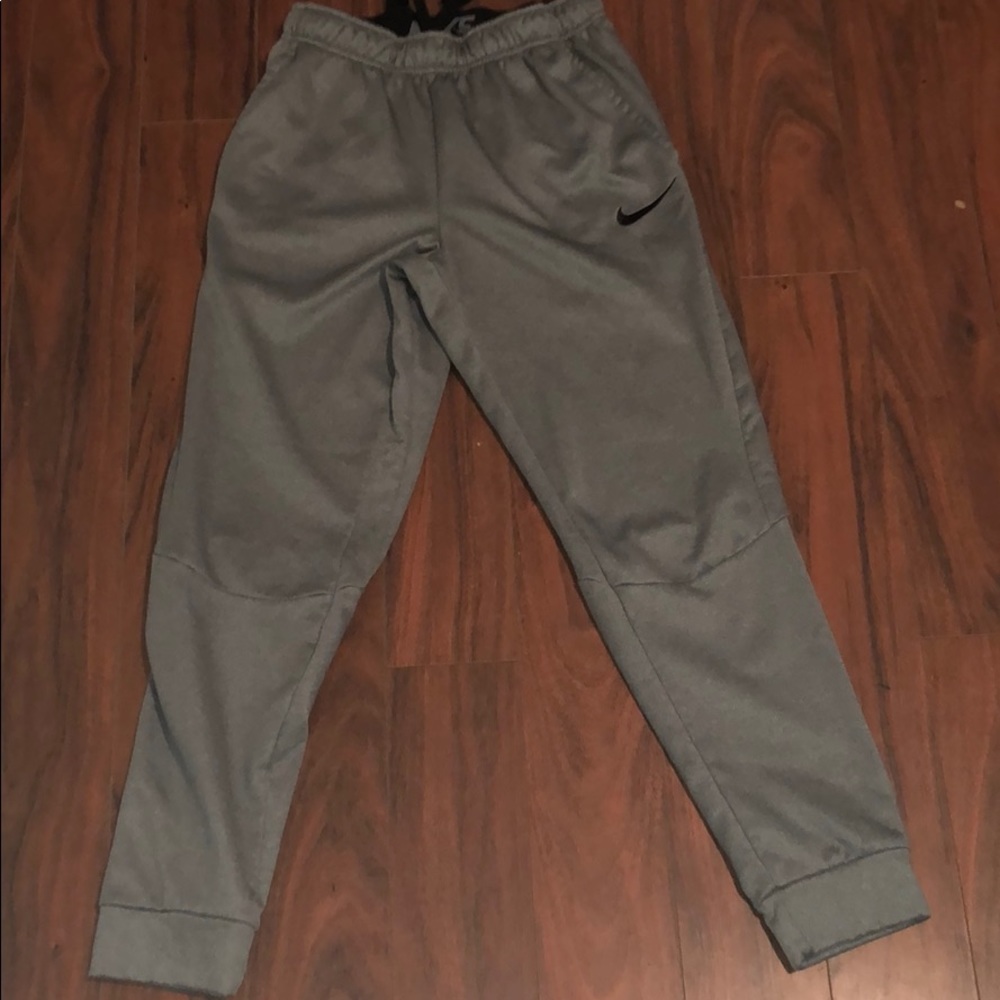 Nike drifit grey sweatpants
